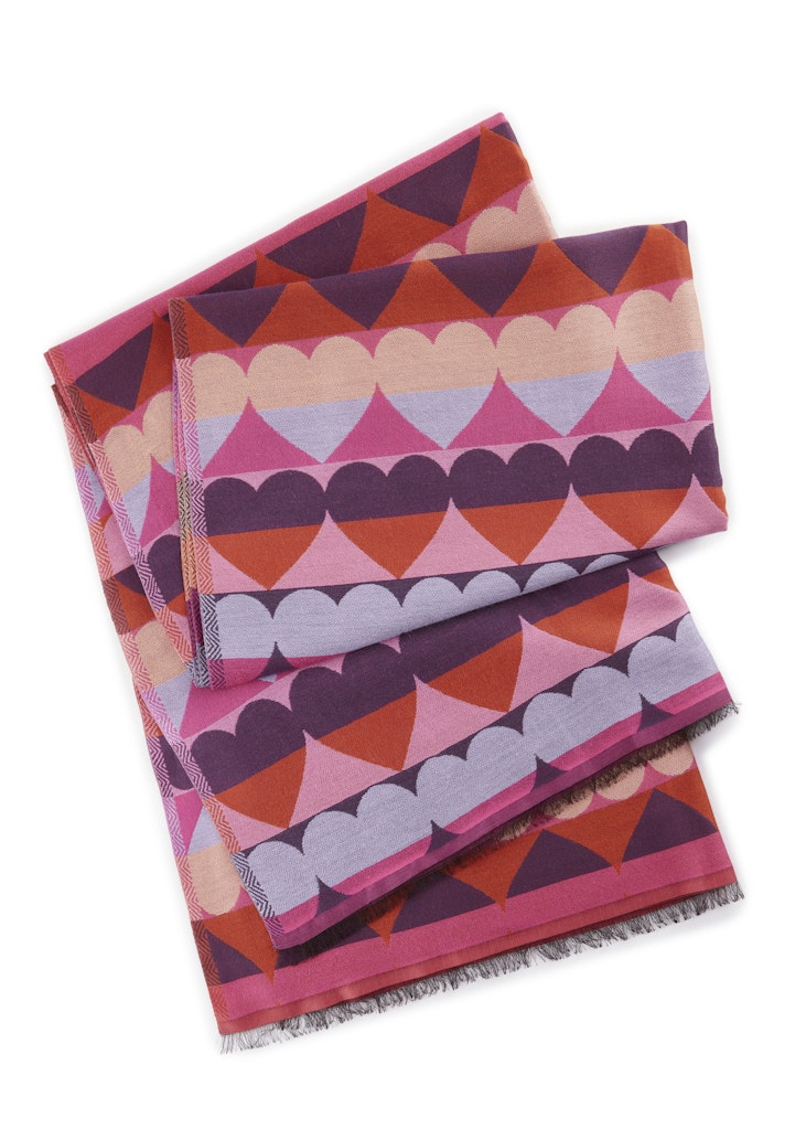 Hochwertiger Schal aus Baumwoll-Cupro-Mischung mit Herz-Muster Hochwertiger Schal aus Baumwoll-Cupro-Mischung mit Herz-Muster