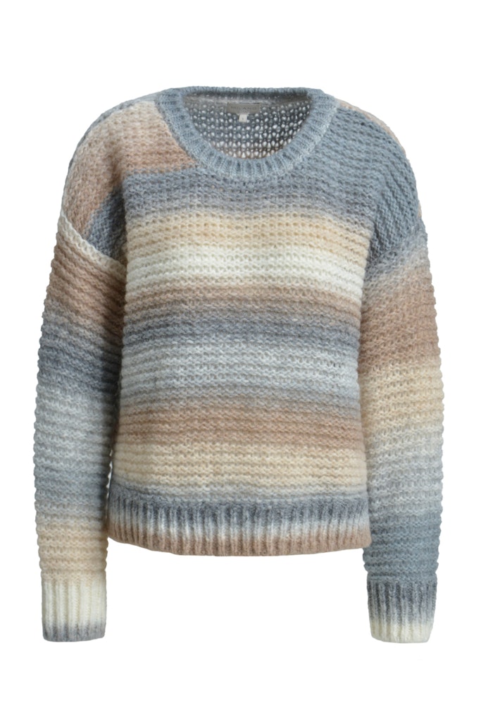 1/1 sleeve Pullover with oversized shoulders and normal fit 1/1 sleeve Pullover with oversized shoulders and normal fit