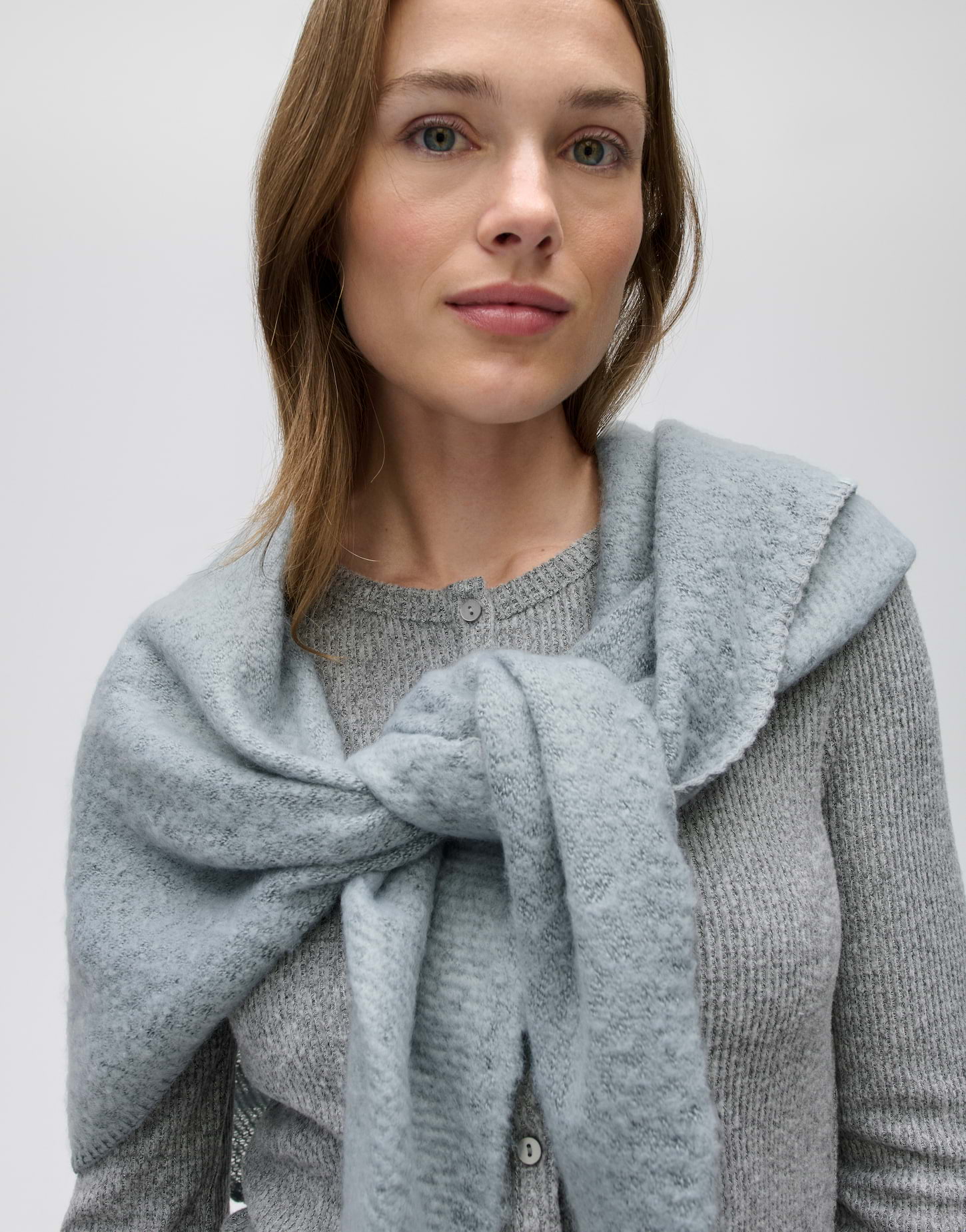 Amadsi scarf