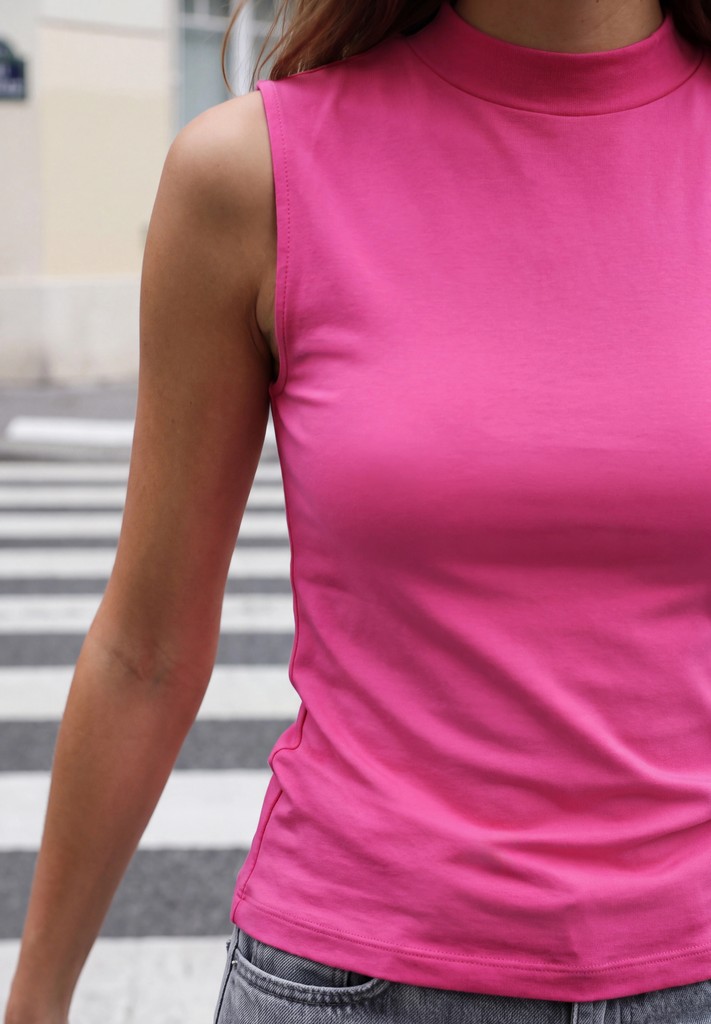 Basic Top mit Turtle Neck in Unifarbe