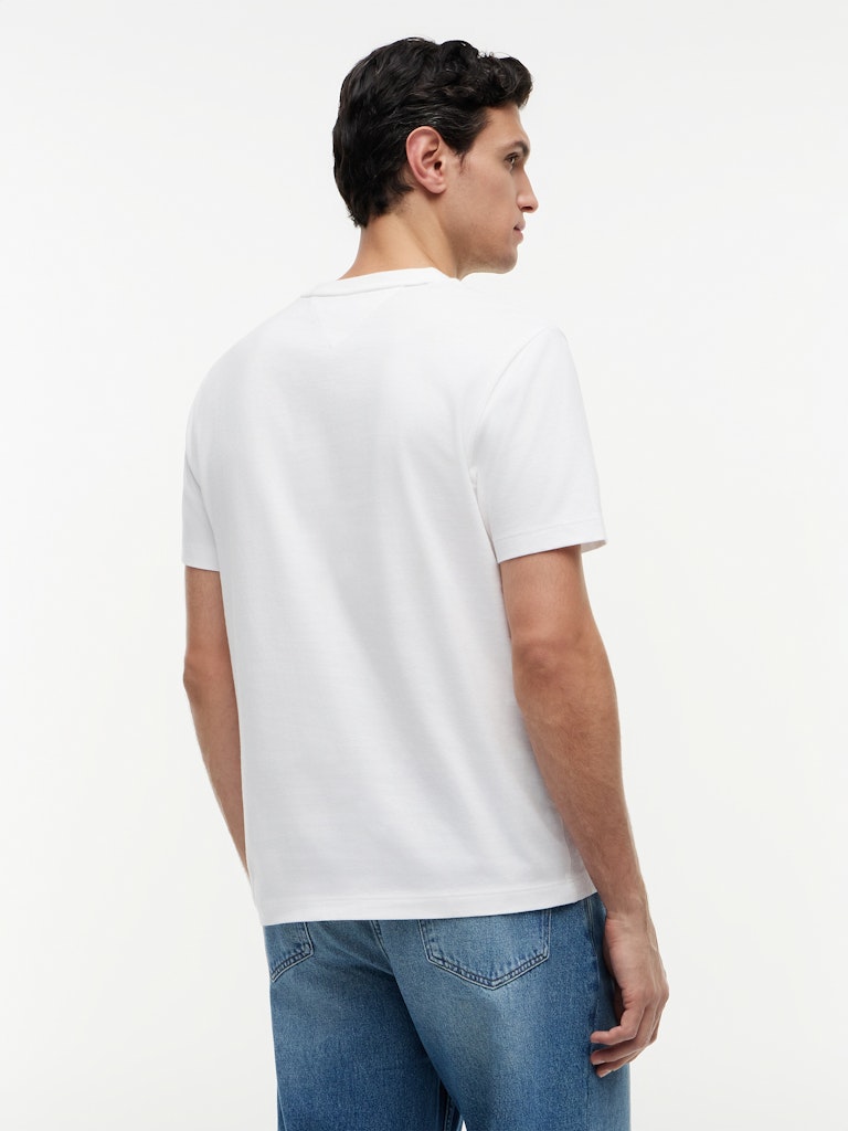ESSENTIAL V-NECK TEE