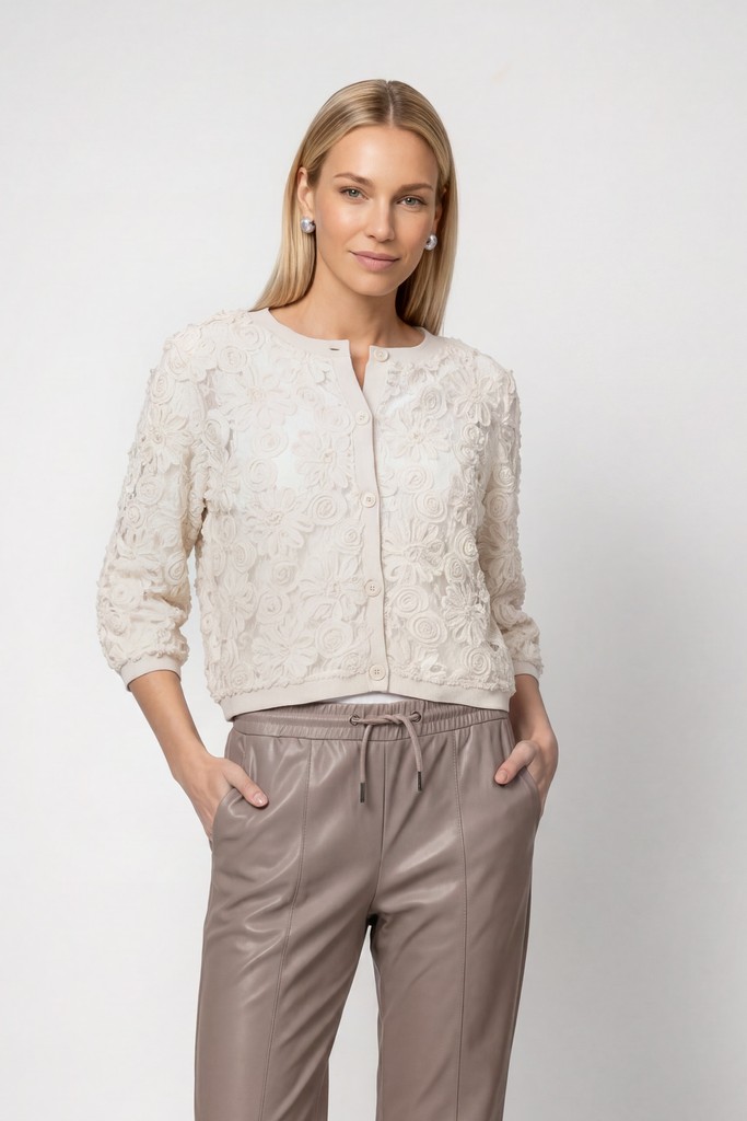 Strickjacke mit Blumenmuster
