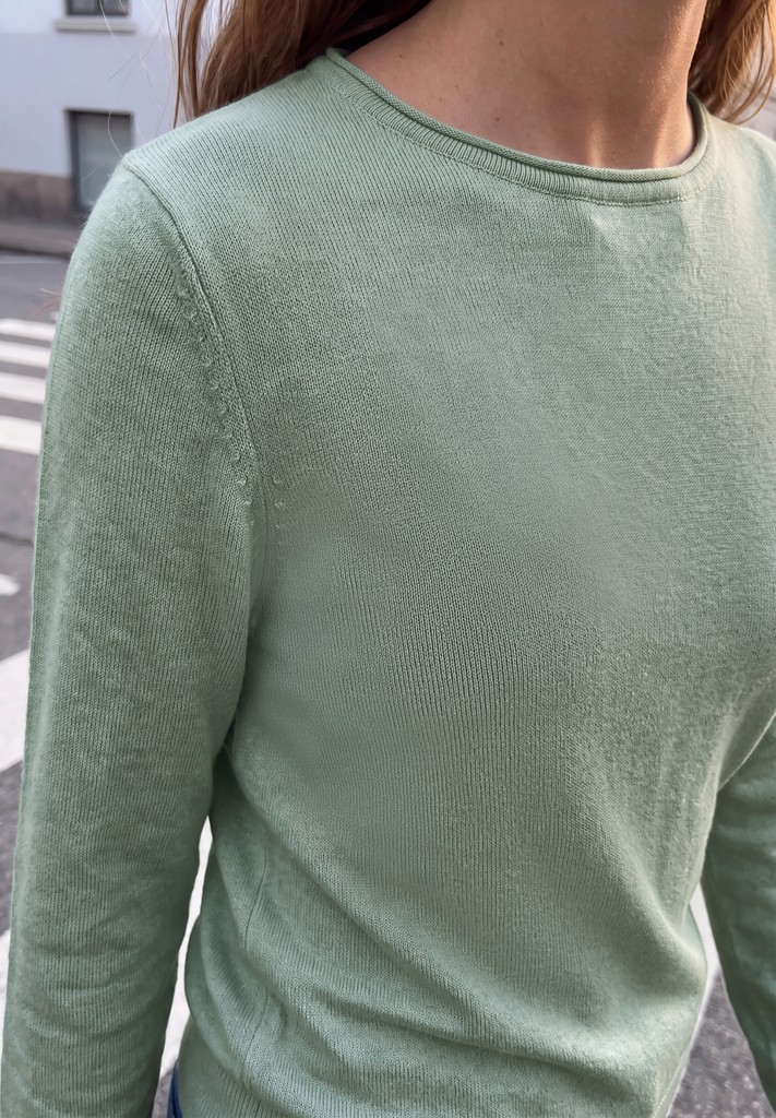 Pullover mit Raffung am Ärmel
