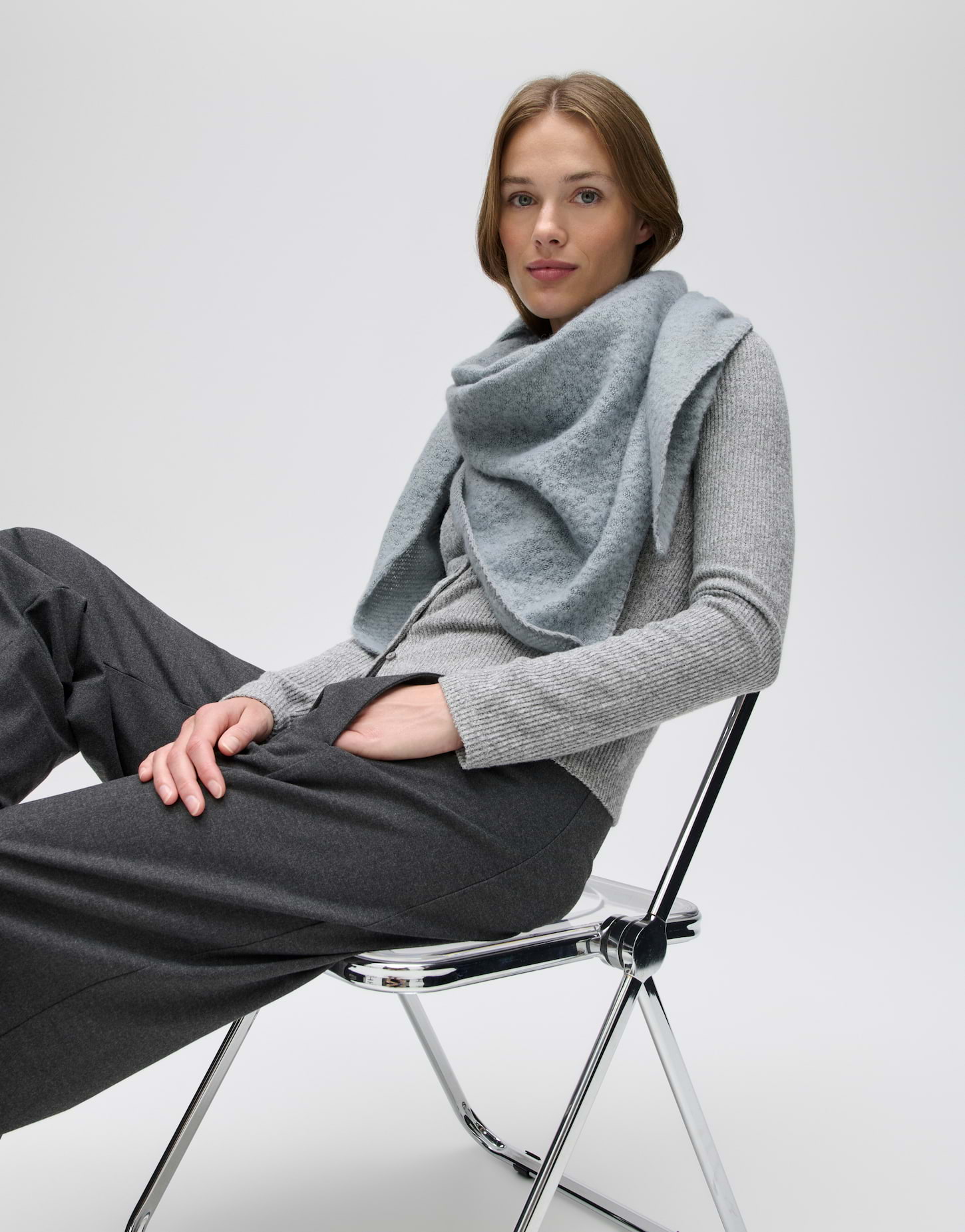 Amadsi scarf