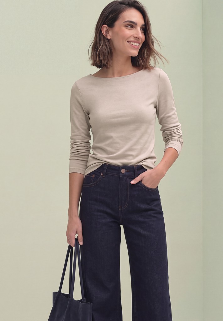 Basic Shirt mit U-Boot-Ausschnitt