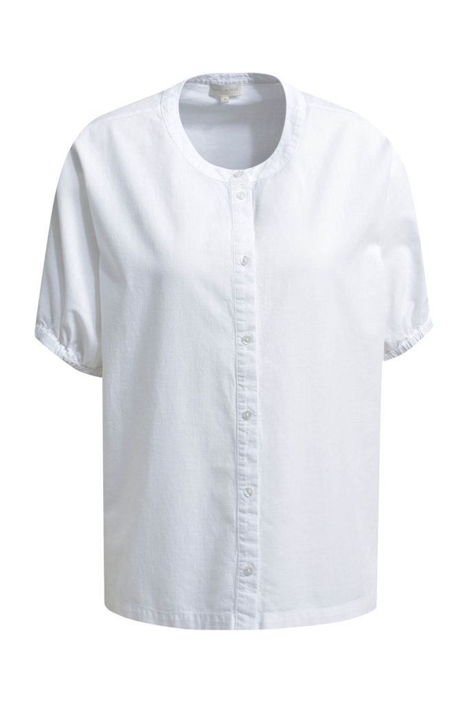 1/2 sleeve blouse w button placket and round collar 1/2 sleeve blouse w button placket and round collar