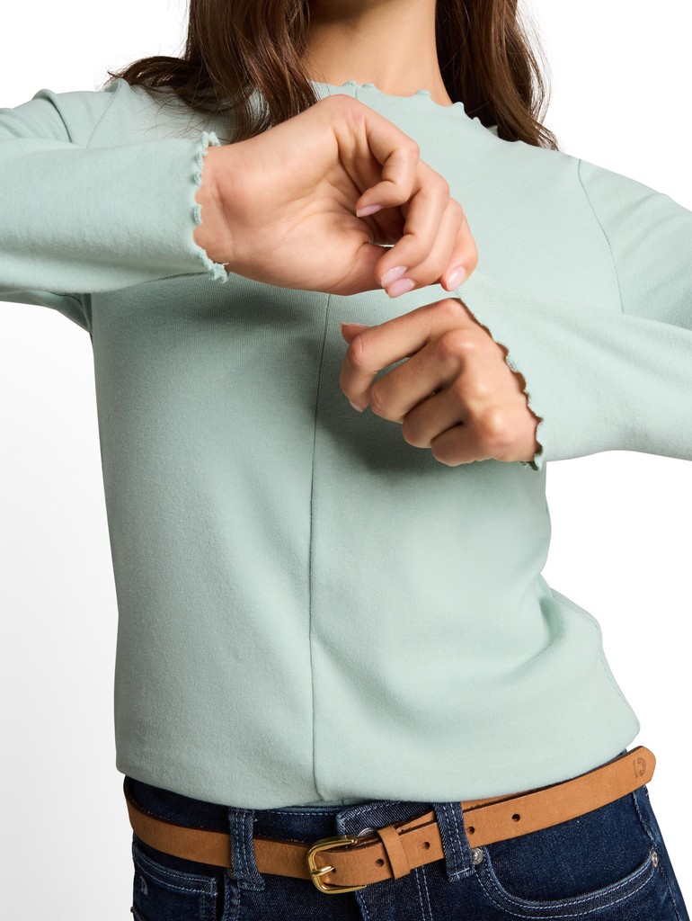 Langarmshirt mit gewelltem Kragen