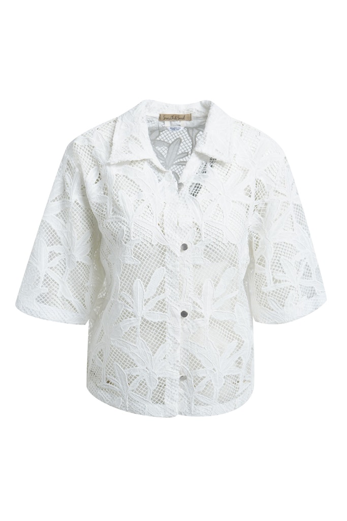 Cropped Embroidered Lace Jacket