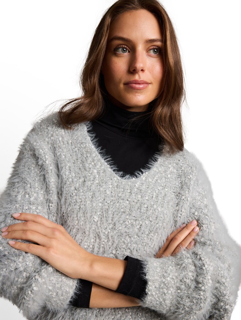 Loose Fit Strickpullover mit V-Ausschnitt