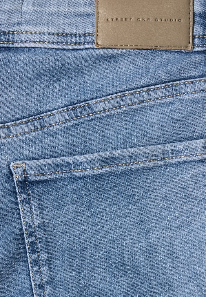 Mid Waist Wide Leg Jeans im Loose Fit