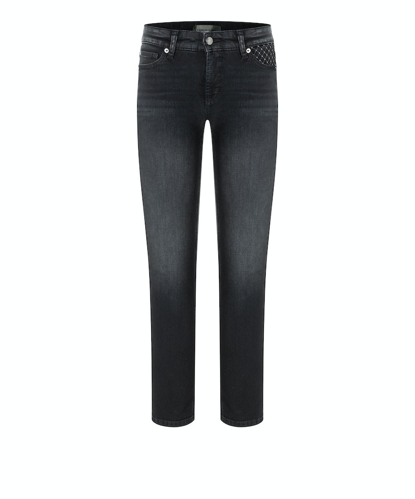 Piper cropped Piper cropped