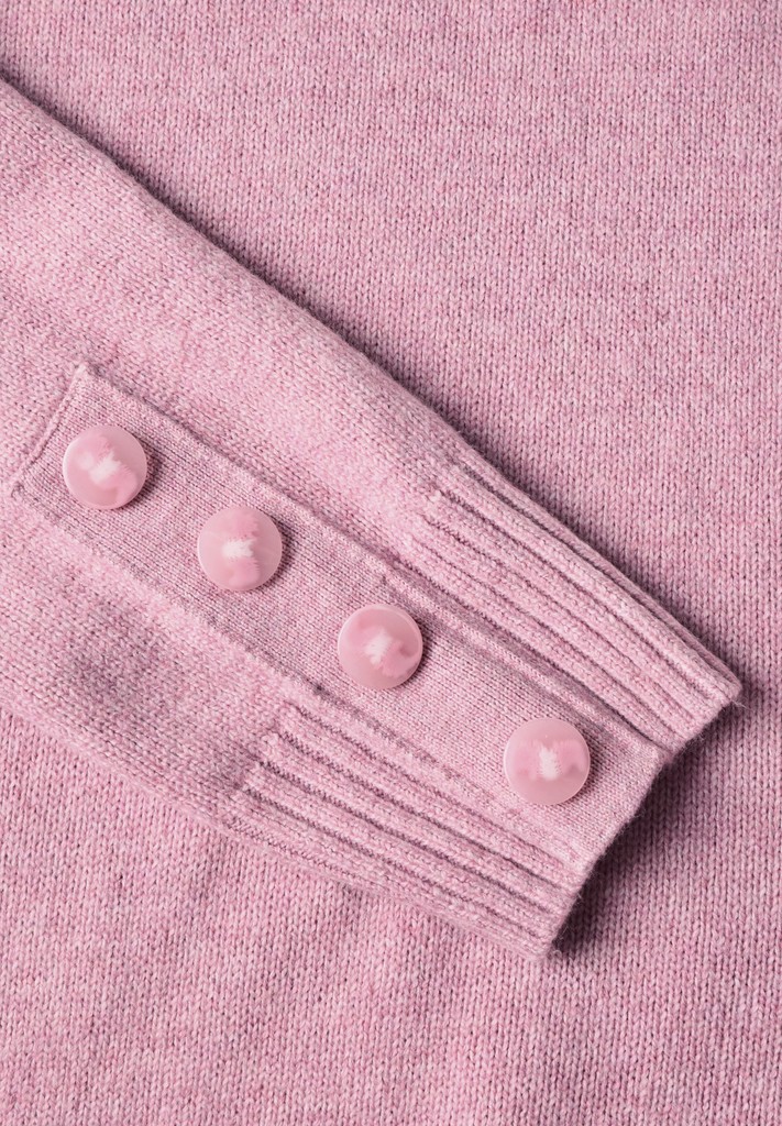 Pullover mit Rundhals und Knopfdetails