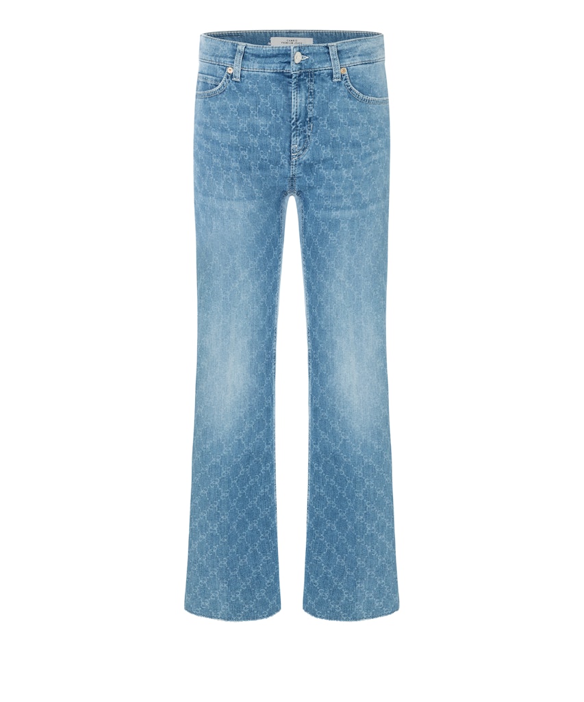 Paris easy kick Paris easy kick