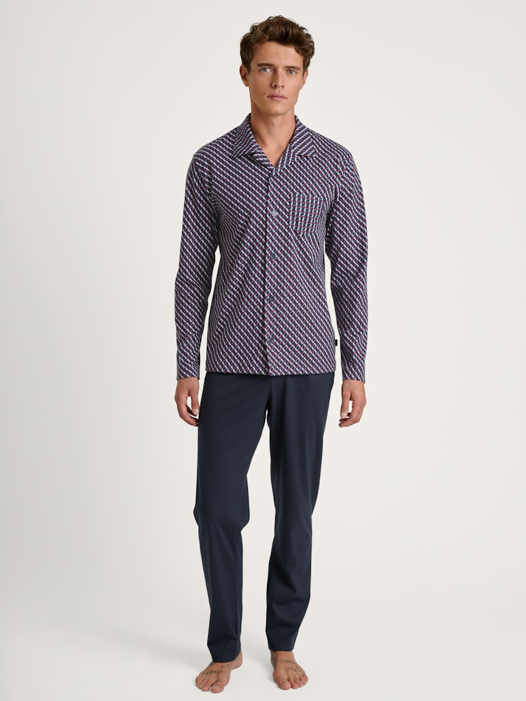 Pyjama, durchgeknöpft