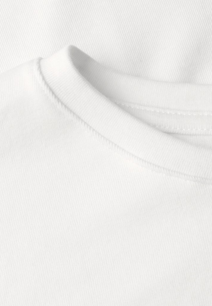 Basic Shirt in Unifarbe mit Rundhals