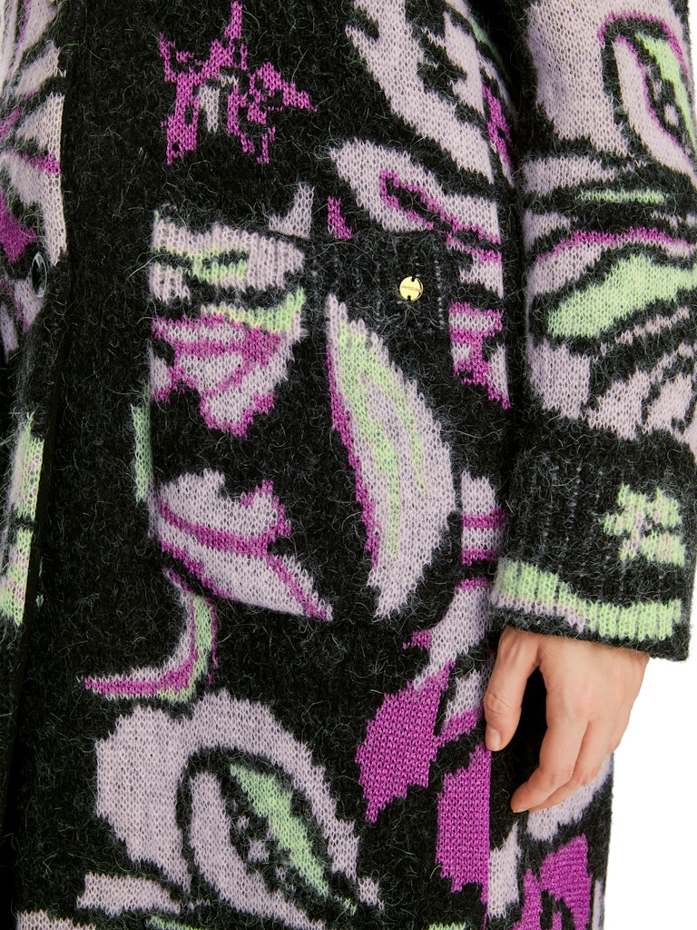 Mantel Knitted in Germany