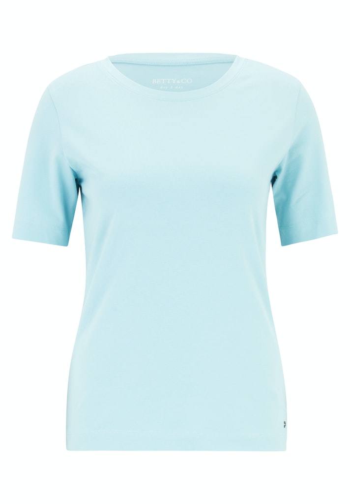 Basic Shirt Basic Shirt