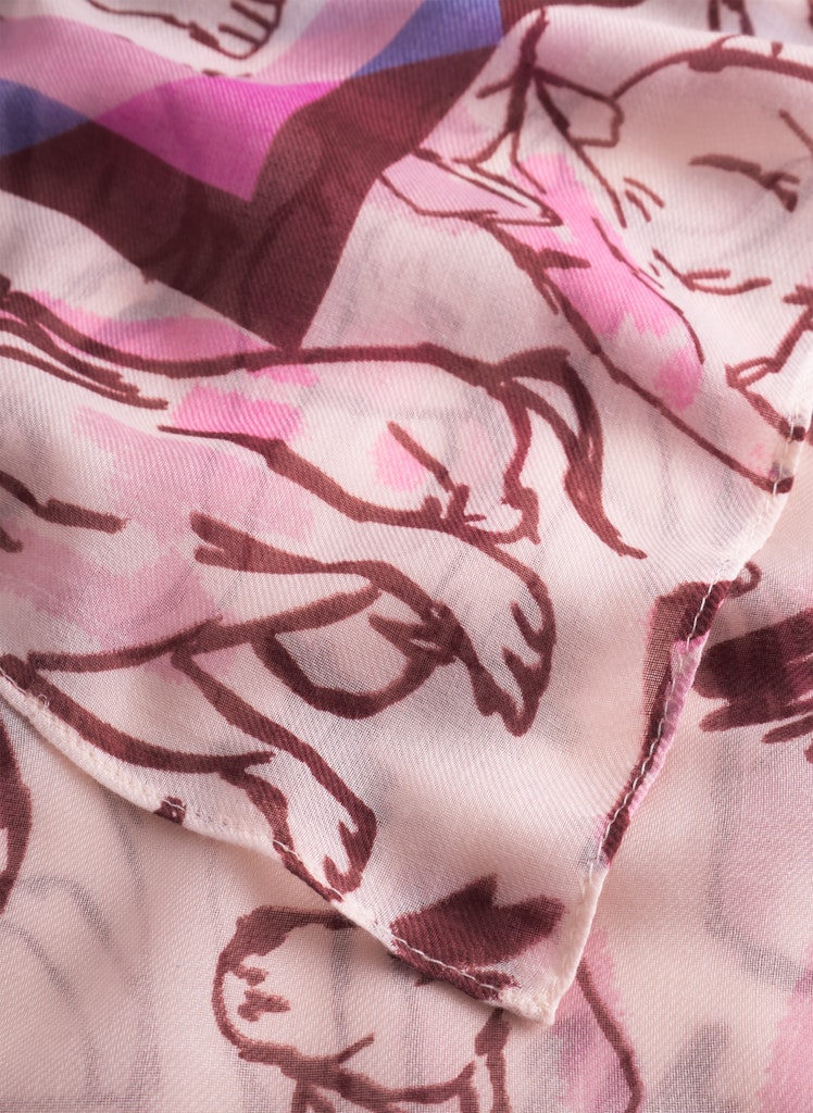 Schal aus recyelter Polyesterware mit gezeichnetem Katzenprint Schal aus recyelter Polyesterware mit gezeichnetem Katzenprint