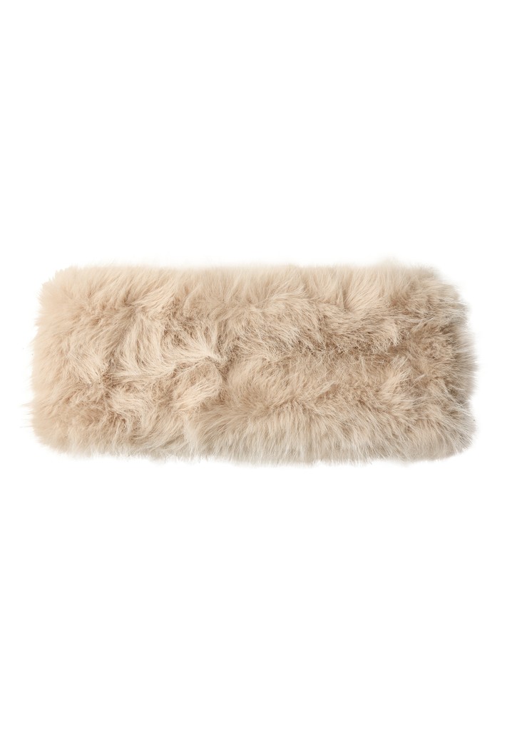 Loop Schal aus Fake Fur
